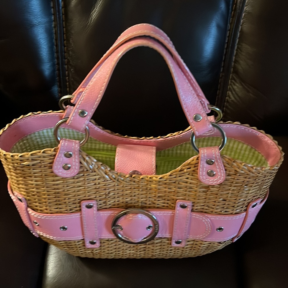 Rafe Basket Bag with Pink details and strap. NWOT